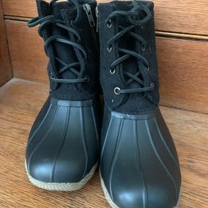 Women’s Sperry boot size 8 - black